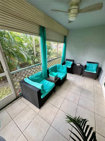 325 SE 11th Ter 107, Dania Beach, FL 33004