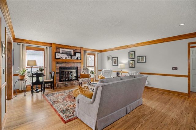 15721 W 145th Street, Olathe, KS 66062