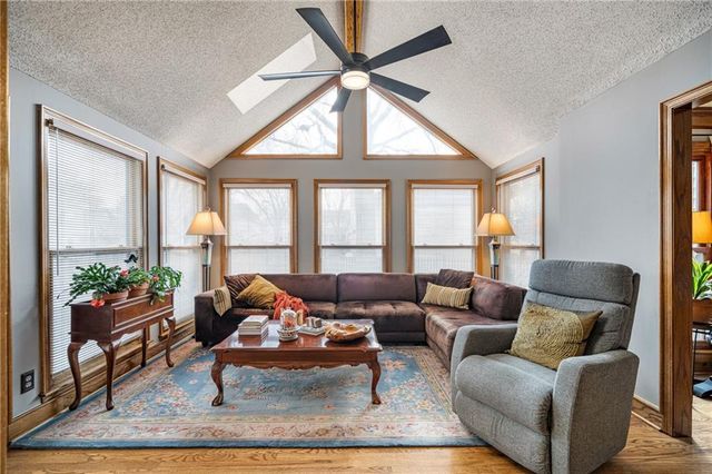 15721 W 145th Street, Olathe, KS 66062