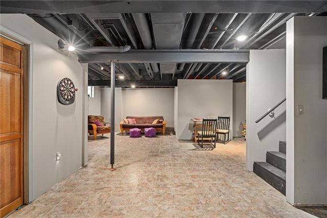 15721 W 145th Street, Olathe, KS 66062