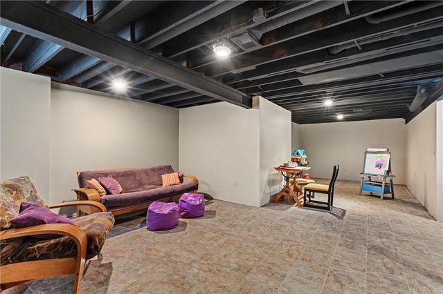 15721 W 145th Street, Olathe, KS 66062