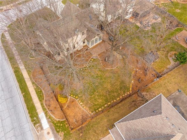 15721 W 145th Street, Olathe, KS 66062