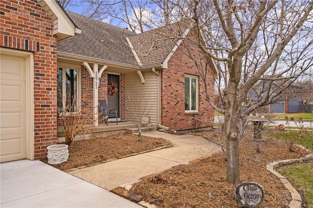 15721 W 145th Street, Olathe, KS 66062