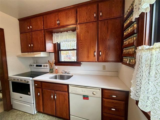 502 Mansfield Street, Chippewa Falls, WI 54729