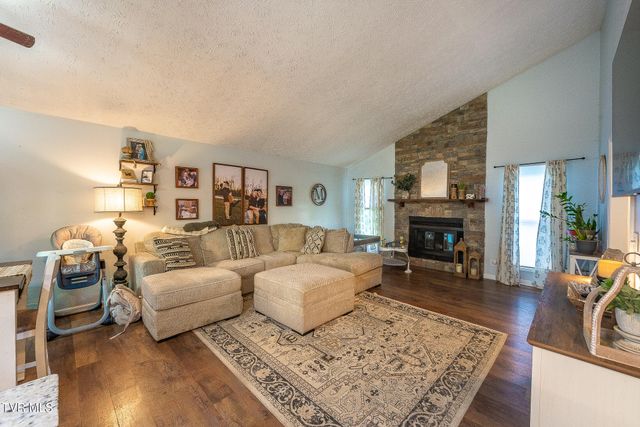 103 Silkwood Court, Johnson City, TN 37615