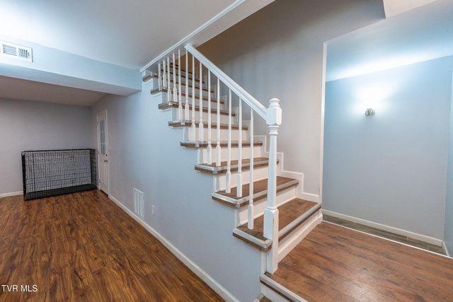 103 Silkwood Court, Johnson City, TN 37615