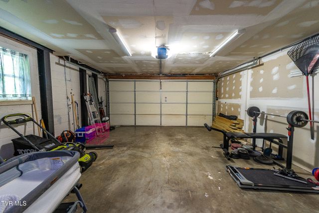 103 Silkwood Court, Johnson City, TN 37615