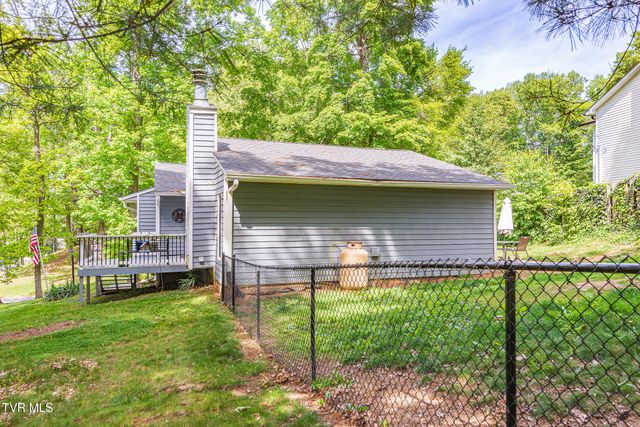 103 Silkwood Court, Johnson City, TN 37615