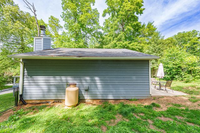 103 Silkwood Court, Johnson City, TN 37615
