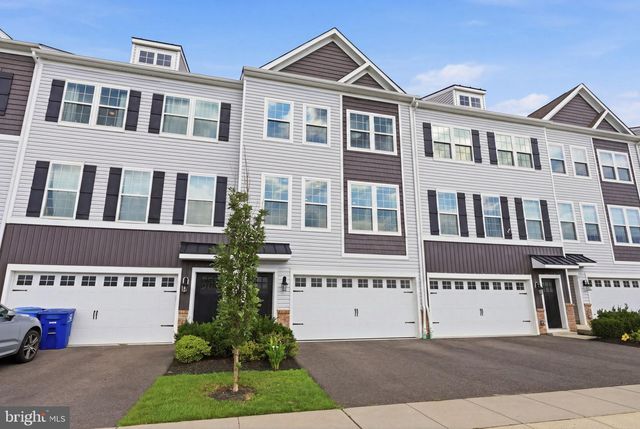 11 AUTUMN PARK BLVD, Medford, NJ 08055