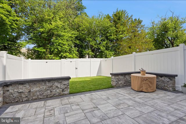 11 AUTUMN PARK BLVD, Medford, NJ 08055
