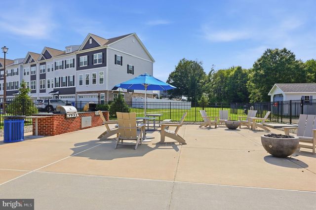 11 AUTUMN PARK BLVD, Medford, NJ 08055
