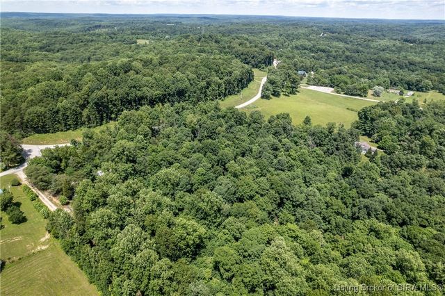 2121 N Highfill Chapel Ridge, Taswell, IN 47175