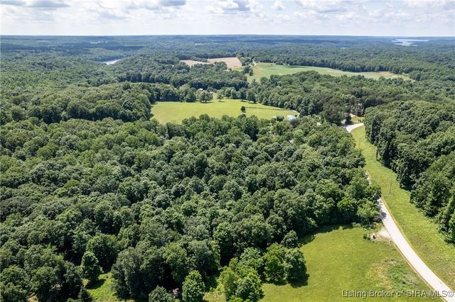 2121 N Highfill Chapel Ridge, Taswell, IN 47175