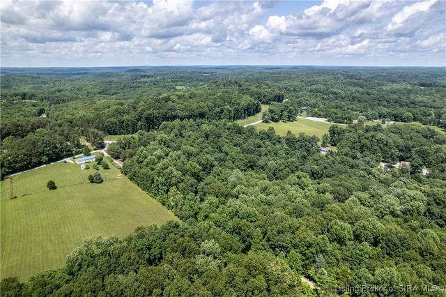 2121 N Highfill Chapel Ridge, Taswell, IN 47175