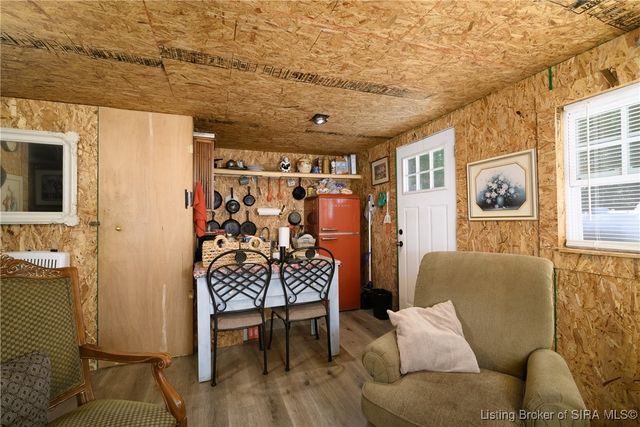 2121 N Highfill Chapel Ridge, Taswell, IN 47175