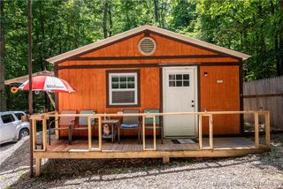 2121 N Highfill Chapel Ridge, Taswell, IN 47175