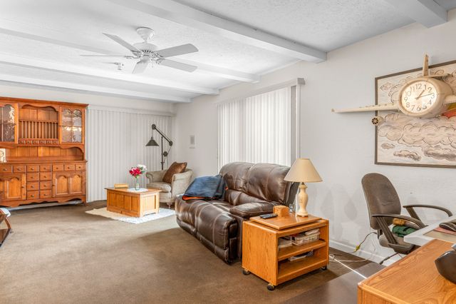 341 Roma Dr, Crossville, TN 38555