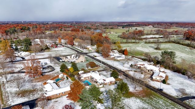 341 Roma Dr, Crossville, TN 38555