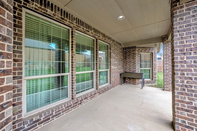 6001 Lacebark Elm Drive, Fort Worth, TX 76123