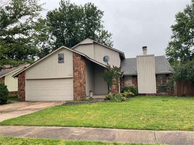2214 S Hemlock Avenue, Broken Arrow, OK 74012