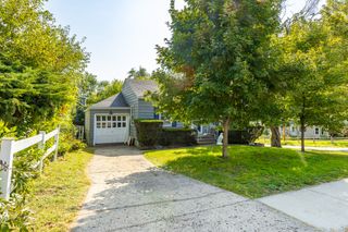 1129 57th Street, Des Moines, IA 50311