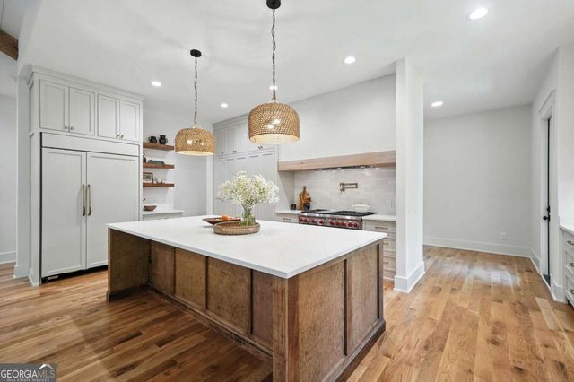 7915 E Cherokee Drive, Canton, GA 30115