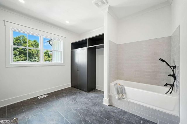 7915 E Cherokee Drive, Canton, GA 30115