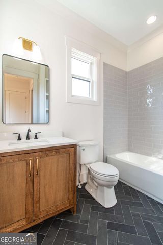 7915 E Cherokee Drive, Canton, GA 30115