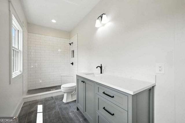 7915 E Cherokee Drive, Canton, GA 30115