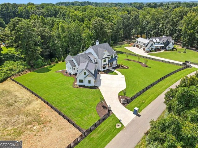 7915 E Cherokee Drive, Canton, GA 30115