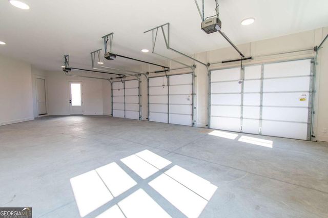 7915 E Cherokee Drive, Canton, GA 30115