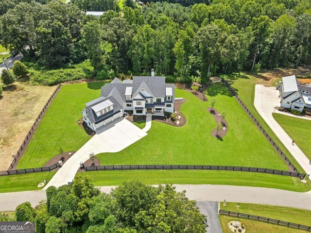 7915 E Cherokee Drive, Canton, GA 30115