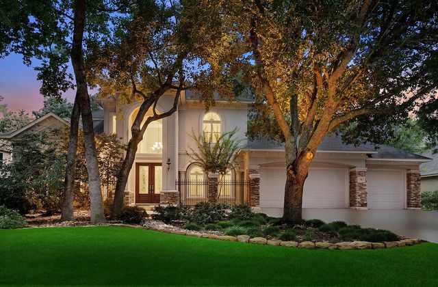 10 Snow Pond Place, The Woodlands, TX 77382