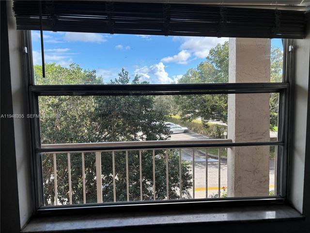 4602 Martinique Way E3, Coconut Creek, FL 33066