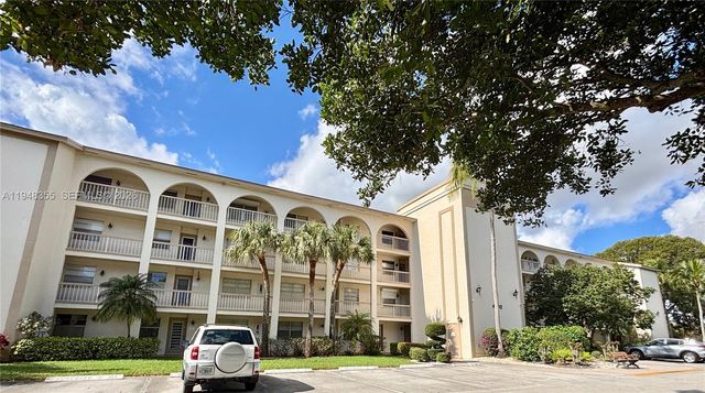 4602 Martinique Way E3, Coconut Creek, FL 33066