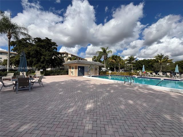 4602 Martinique Way E3, Coconut Creek, FL 33066