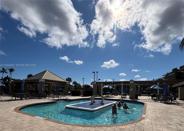 4602 Martinique Way E3, Coconut Creek, FL 33066