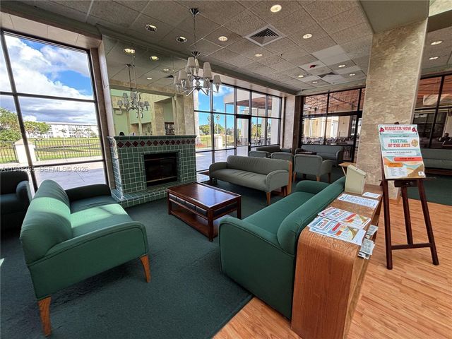 4602 Martinique Way E3, Coconut Creek, FL 33066