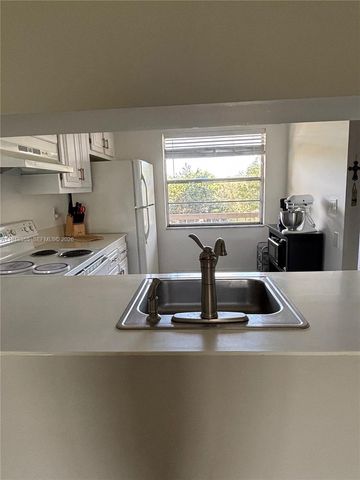 4602 Martinique Way E3, Coconut Creek, FL 33066