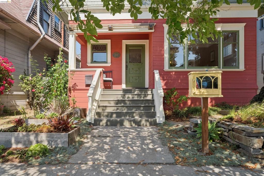 Image 1 of property listing at 2903 Wheeler St, Berkeley, CA 94705