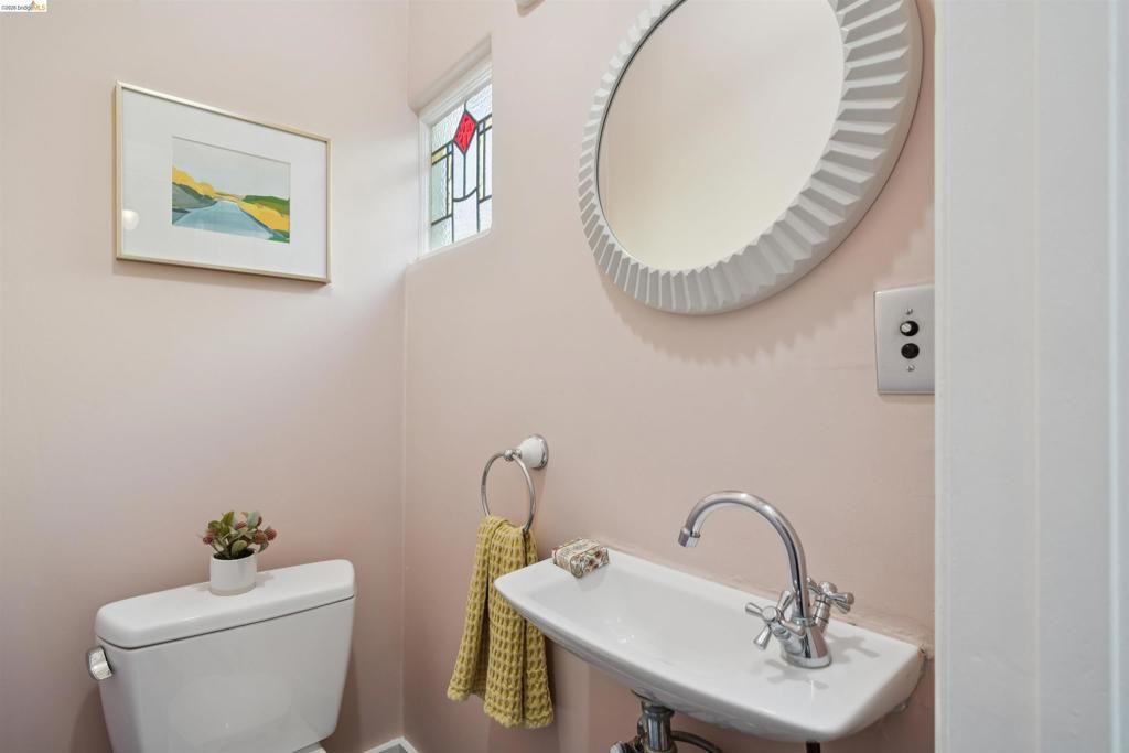 Image 24 of property listing at 2903 Wheeler St, Berkeley, CA 94705