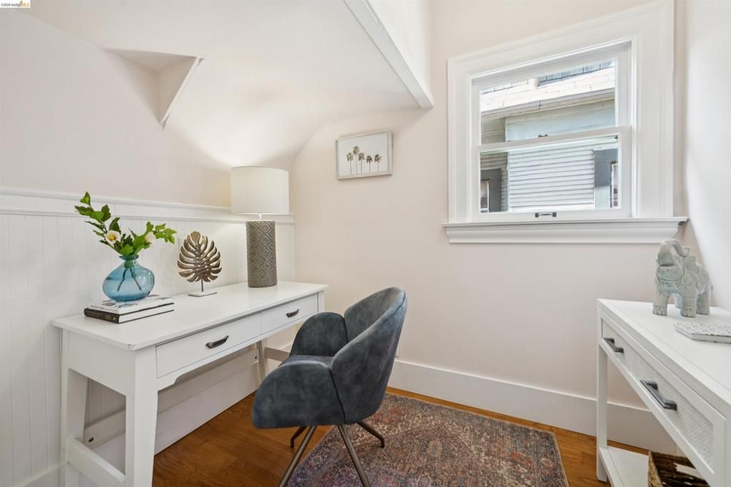Image 26 of property listing at 2903 Wheeler St, Berkeley, CA 94705