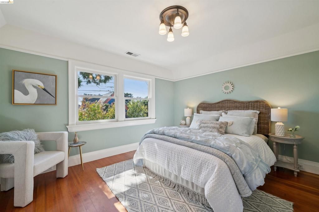 Image 29 of property listing at 2903 Wheeler St, Berkeley, CA 94705