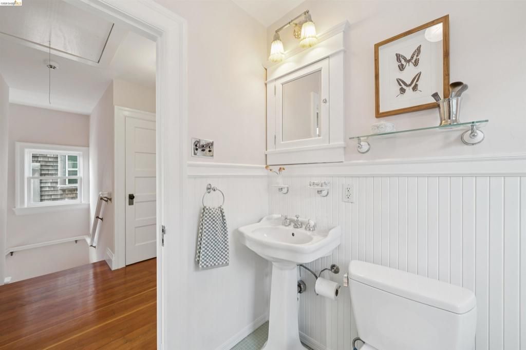 Image 36 of property listing at 2903 Wheeler St, Berkeley, CA 94705