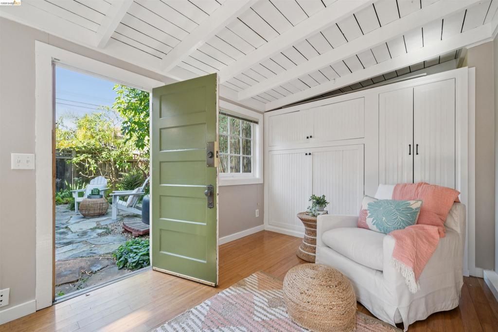 Image 38 of property listing at 2903 Wheeler St, Berkeley, CA 94705