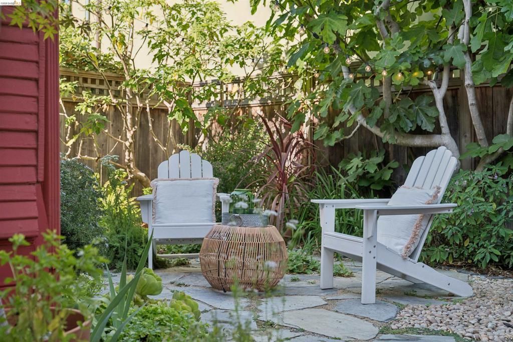 Image 42 of property listing at 2903 Wheeler St, Berkeley, CA 94705