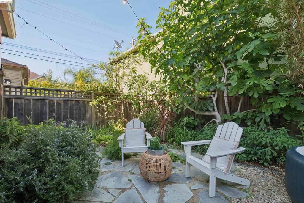 Image 44 of property listing at 2903 Wheeler St, Berkeley, CA 94705