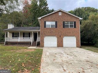 137 Solomon Drive, Ellenwood, GA 30294