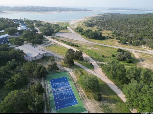 520 Lake Forest, Canyon Lake, TX 78133